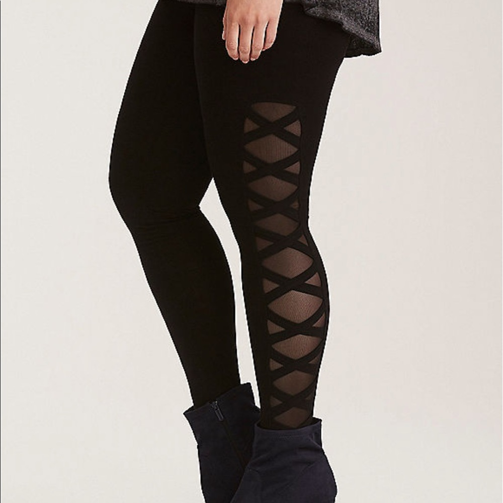 Super cute 3x Torrid leggings
